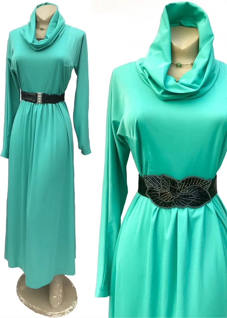 1970s Cool Green Maxi Dress with Cowl Collar Hood