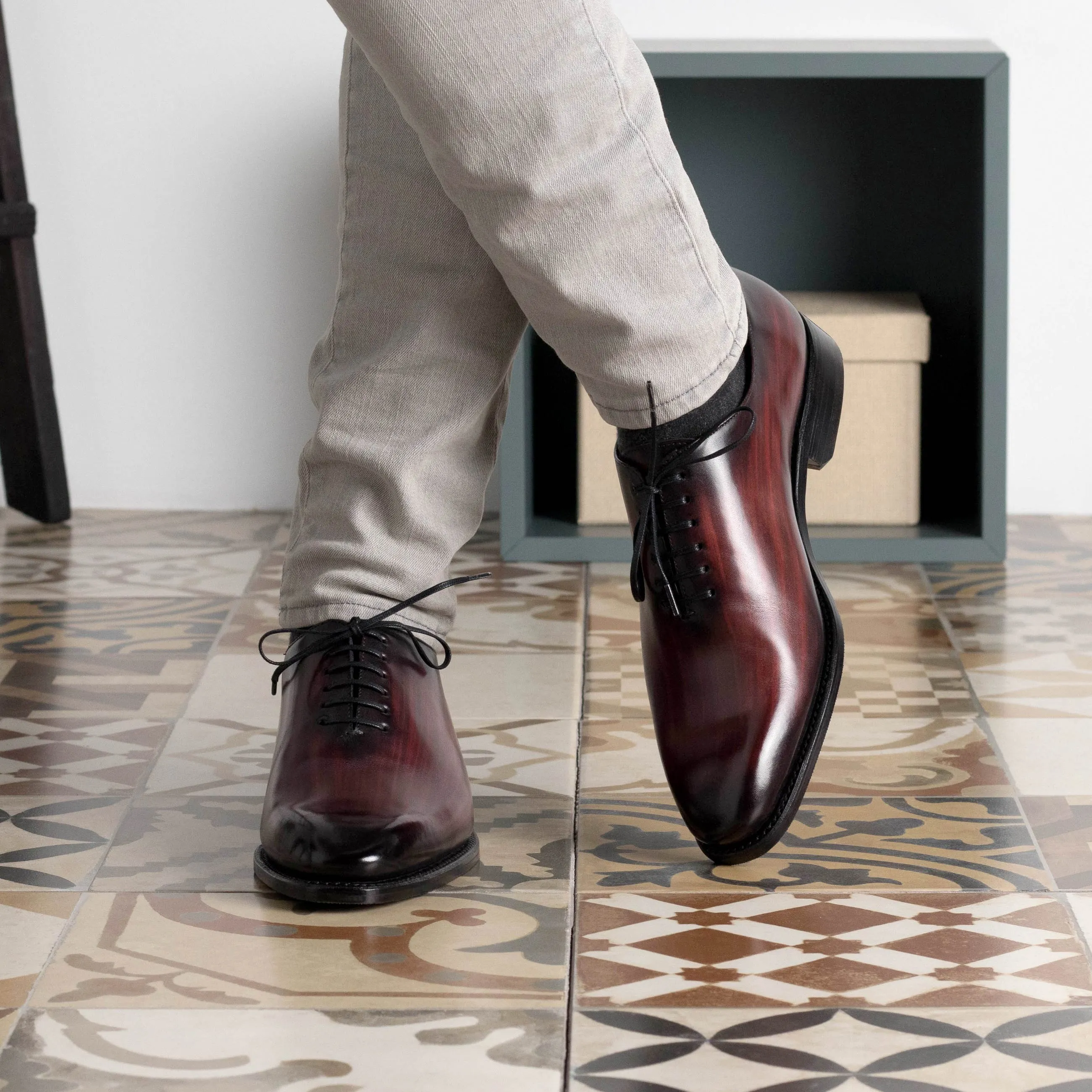 DapperFam Giuliano in Burgundy Men's Hand-Painted Patina Whole Cut