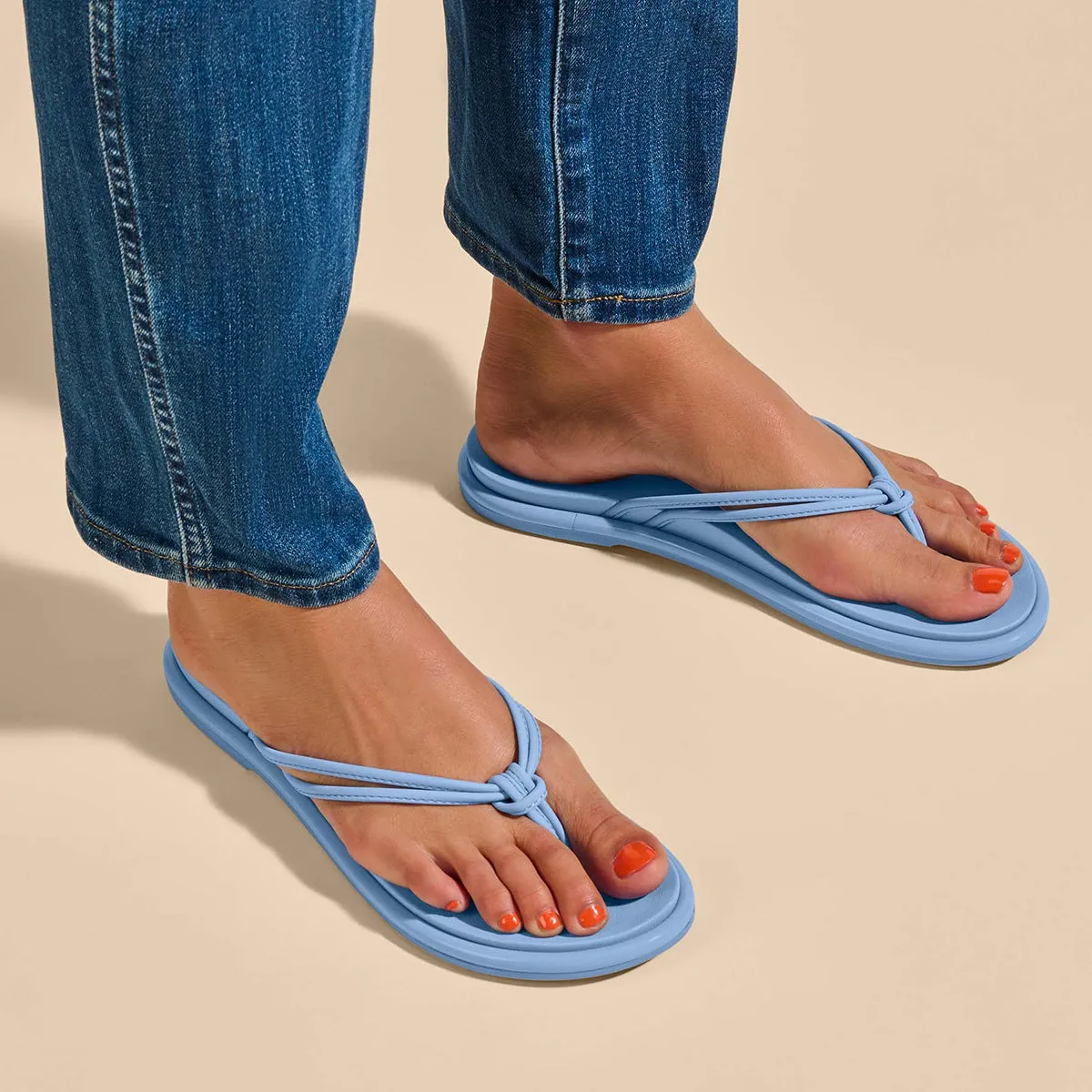 OluKai Women's 'Aka Colorful Beach Sandals