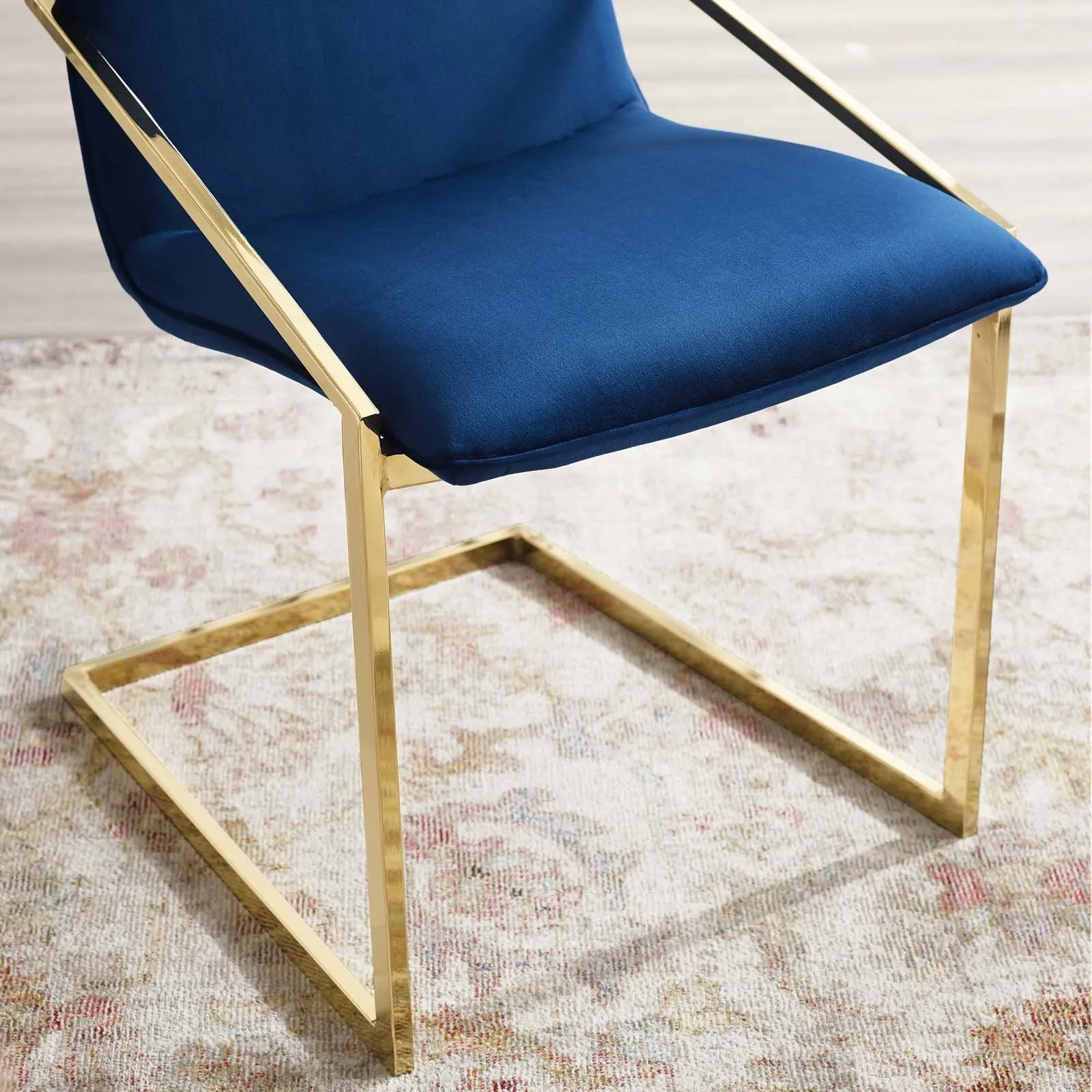 Pitch Performance Dining Armchair