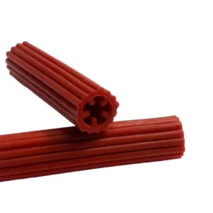 Plastic Wall Plug 30.5m/100ft Red