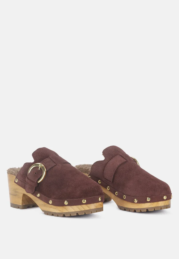 PRUNUS Brown Buckled Suede Round Toe Mule Clogs