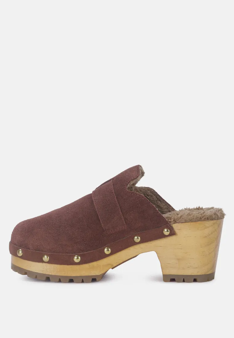 PRUNUS Brown Buckled Suede Round Toe Mule Clogs